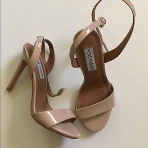 Steve Madden Reno Nude Sandal size 6